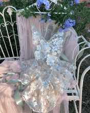 Load image into Gallery viewer, The Garden Pixie Mini・Sage.
